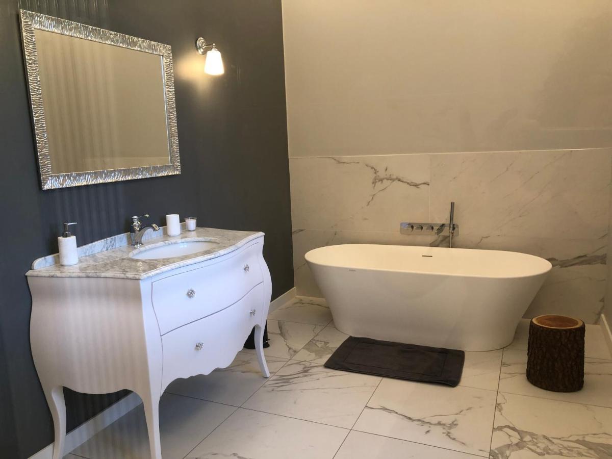Domaine De La Mazure Bed and Breakfast La Chapelle-Basse-Mer Εξωτερικό φωτογραφία